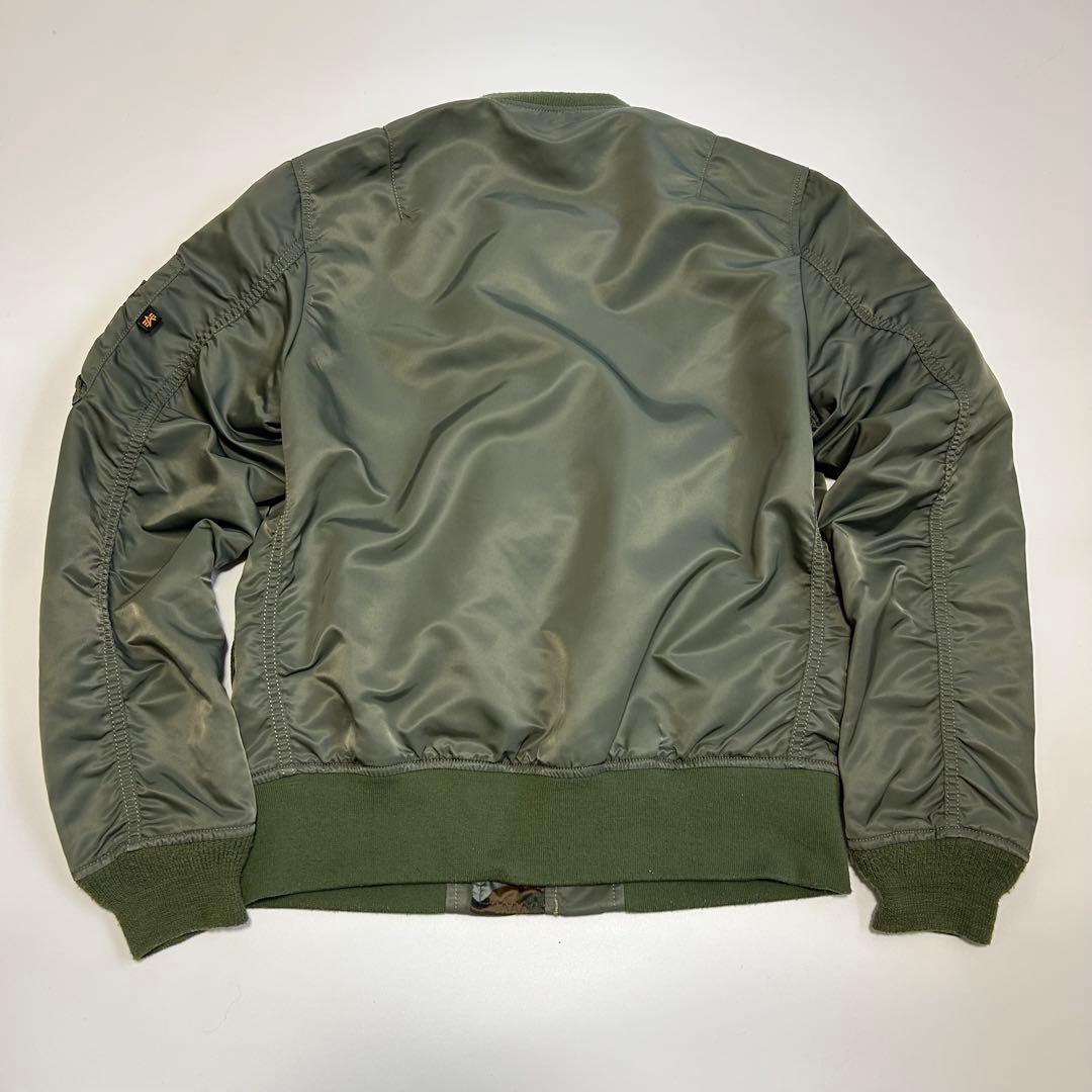 ALPHAINDUSTRIES × URBANRESEARCHiD MA-1