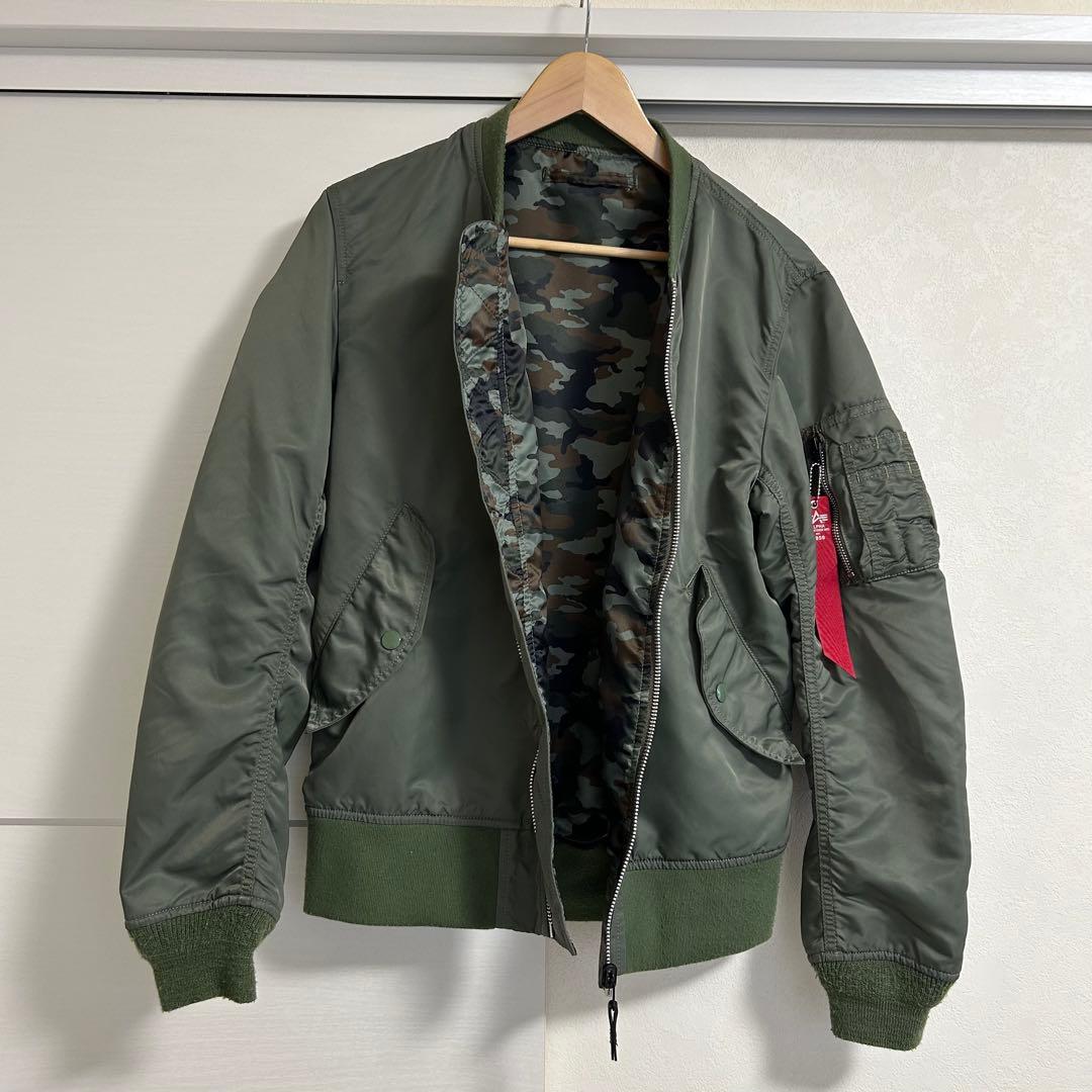 ALPHAINDUSTRIES × URBANRESEARCHiD MA-1