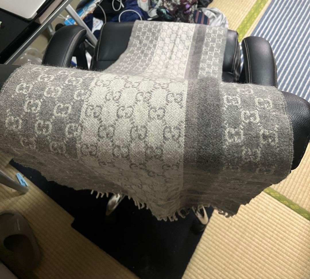 GUCCI GGパターン マフラー グレー系