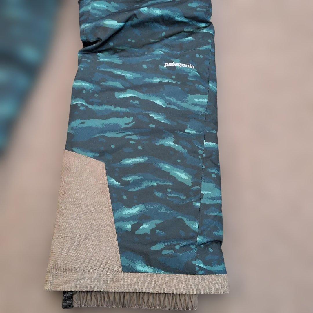 patagonia スノーボードパンツ　キッズボーイズ XL 青系迷彩