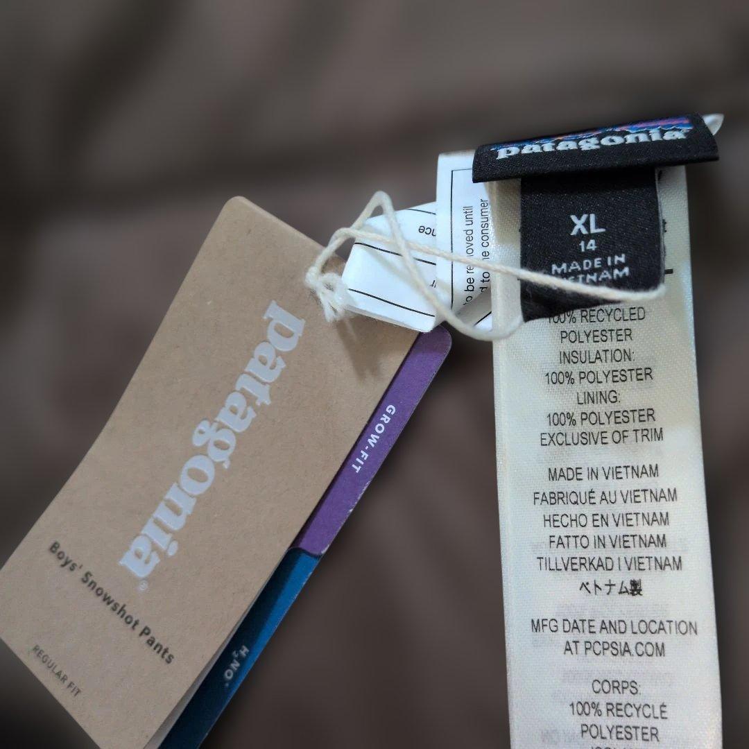 patagonia スノーボードパンツ　キッズボーイズ XL 青系迷彩