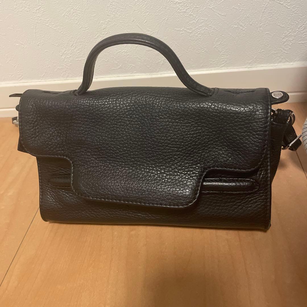 ザネラート　ニーナ