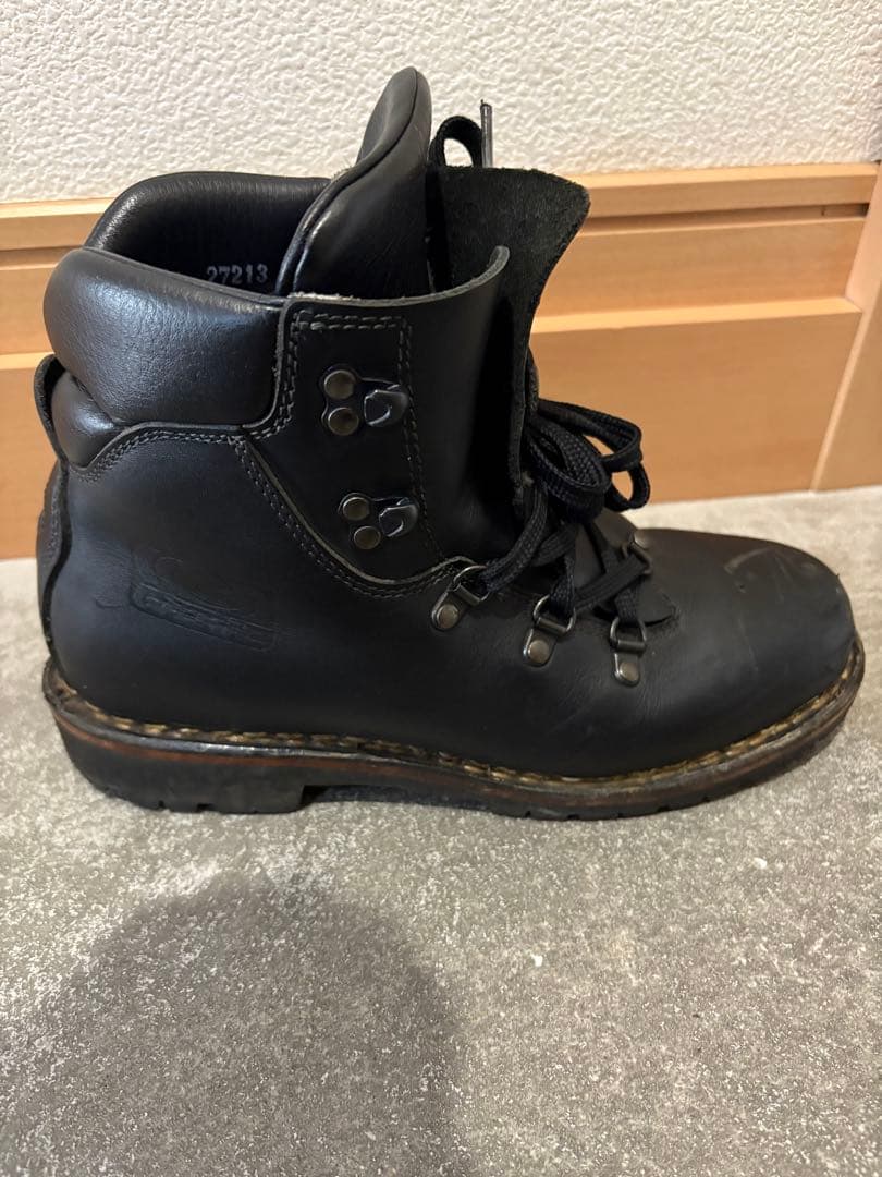 ガエルネ フーガ 26.0 クリーム付き