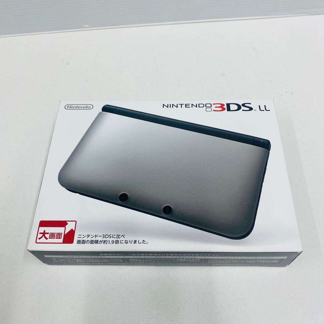 ★未使用品★ 極美品ニンテンドー3DS LLシルバーXブラック生産終了　訳