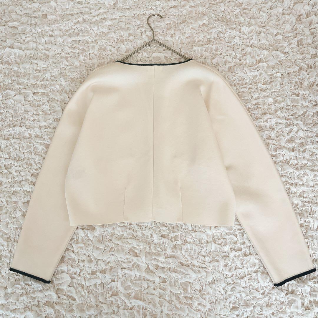 新品未使用 タグ付 ボールジィ ミラノリブクルーネックカーディガン トゥモロー