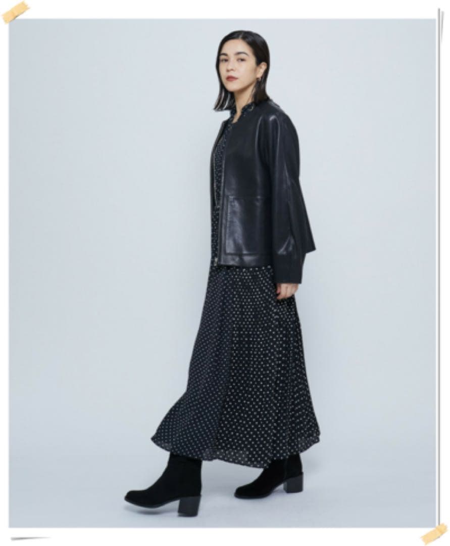 MOGAプリーツシフォンワンピース