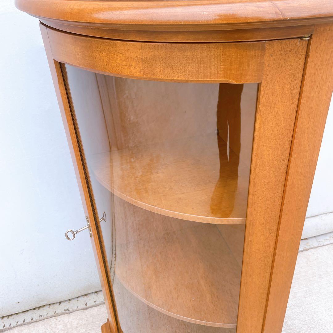 【美品】イタリア製 アンティーク コーナーキャビネット ガラス収納棚 鍵付