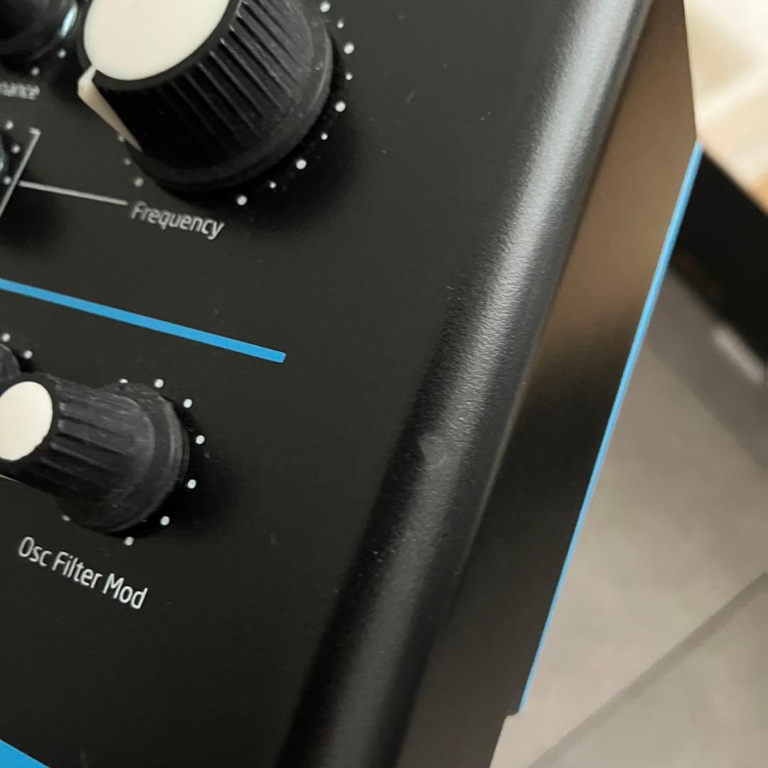 鍵盤楽器 Novation Bass Station II