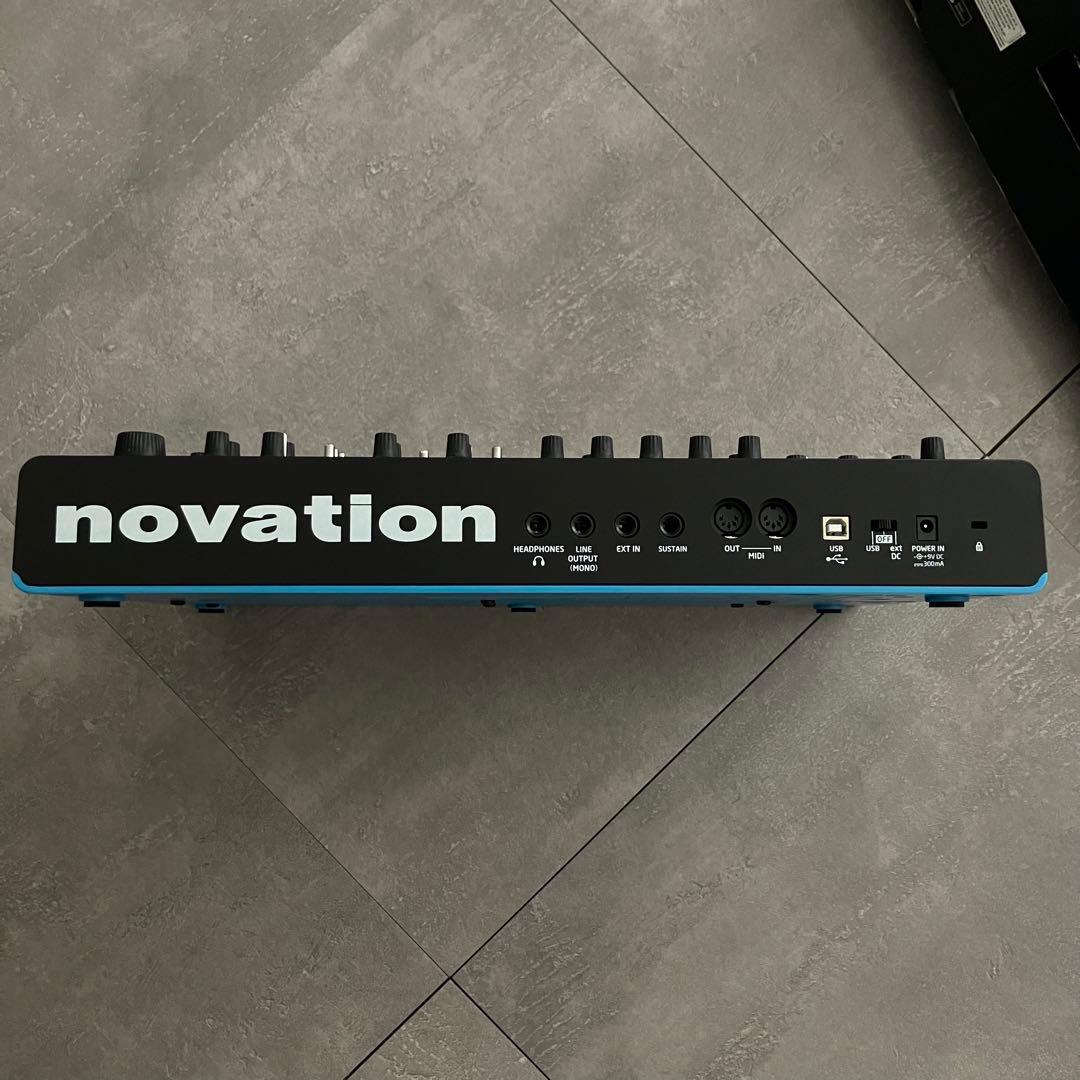 鍵盤楽器 Novation Bass Station II