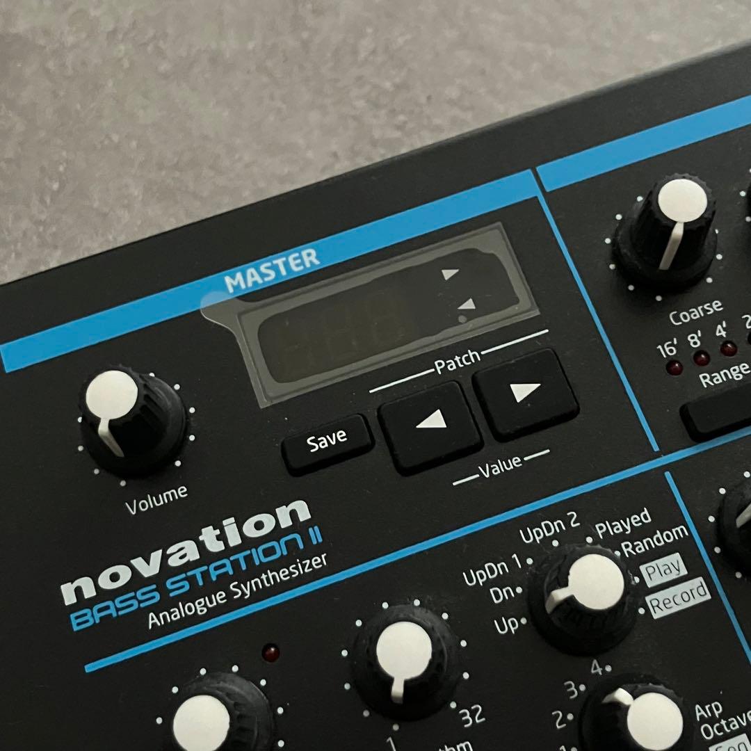 鍵盤楽器 Novation Bass Station II