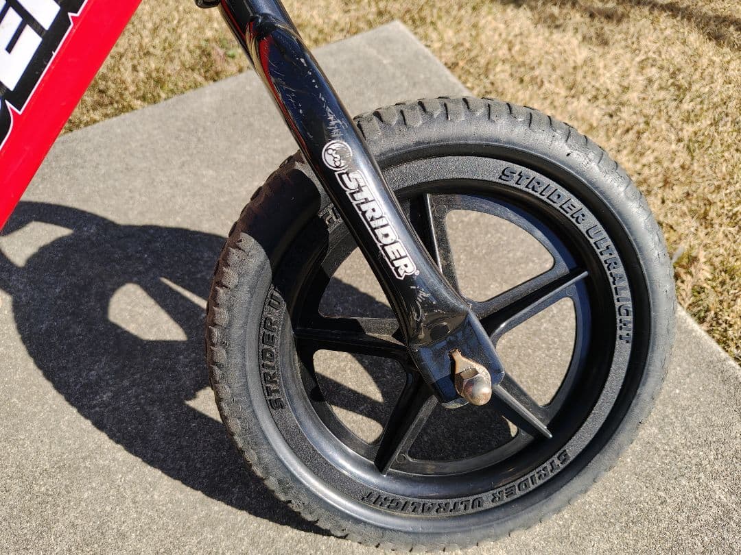 ストライダー　スポーツモデル　レッド　箱・説明書などあり