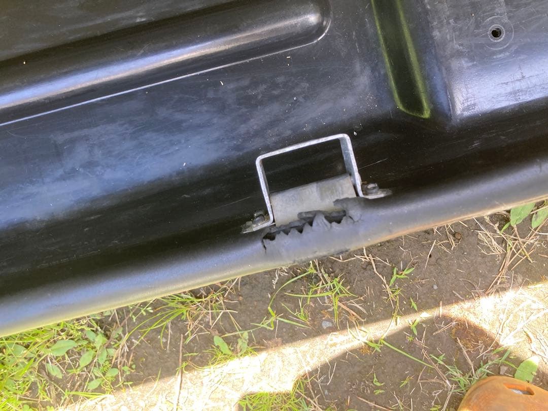 引取限定　momo SportBag シルバー　モモ　ルーフ　キャリア　ボックス