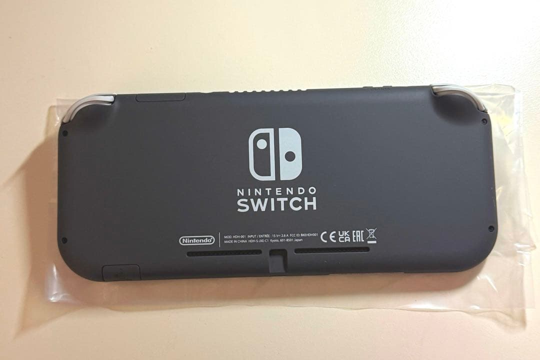 Nintendo SwitchLite グレー ほぼ新品