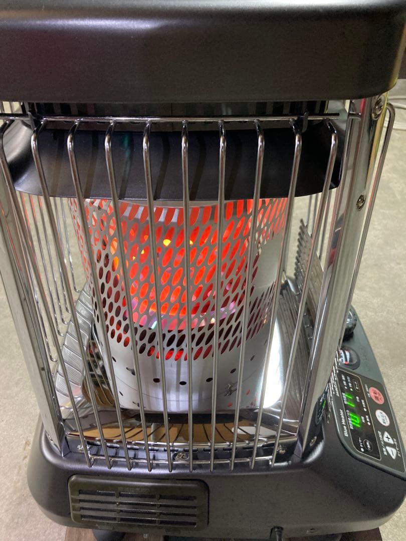 【送料無料❕】業務用ストーブ ダイニチブルーヒーター( FM-105Ｆ)　⑰