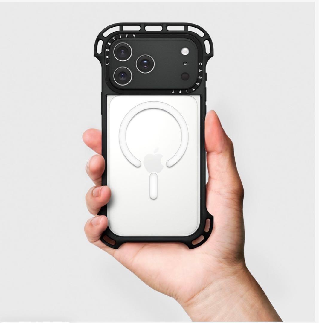 【1週間使用でほぼ新品】iPhone17ProMax用 ウルトラバウンスケース