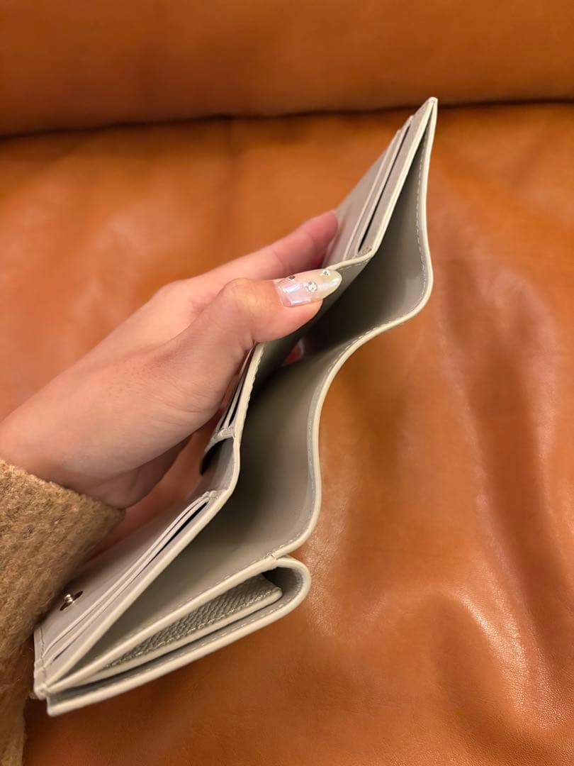 LOEWE アイボリー 三つ折り財布