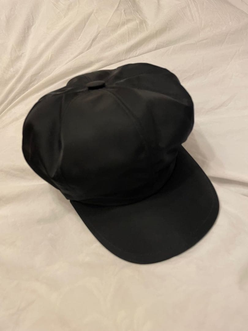 Prada Re-Nylon キャスケット トライアングルロゴハット