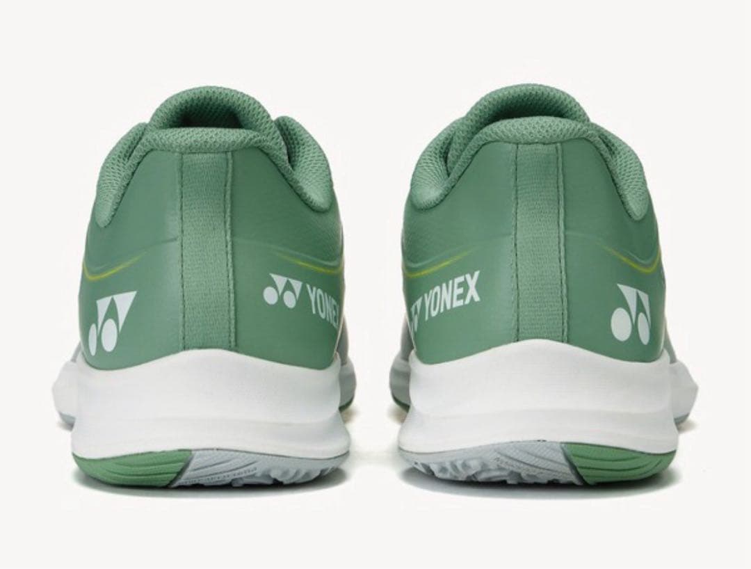 YONEX '25 最軽量 クレー・砂入り人工芝用 テニスシューズ4E wide