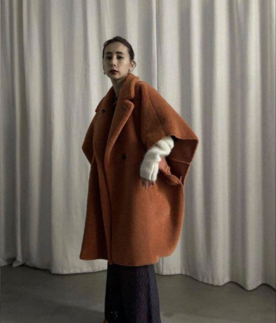 A*様 Ameri　REVERSIBLE BOA PONCHO COAT