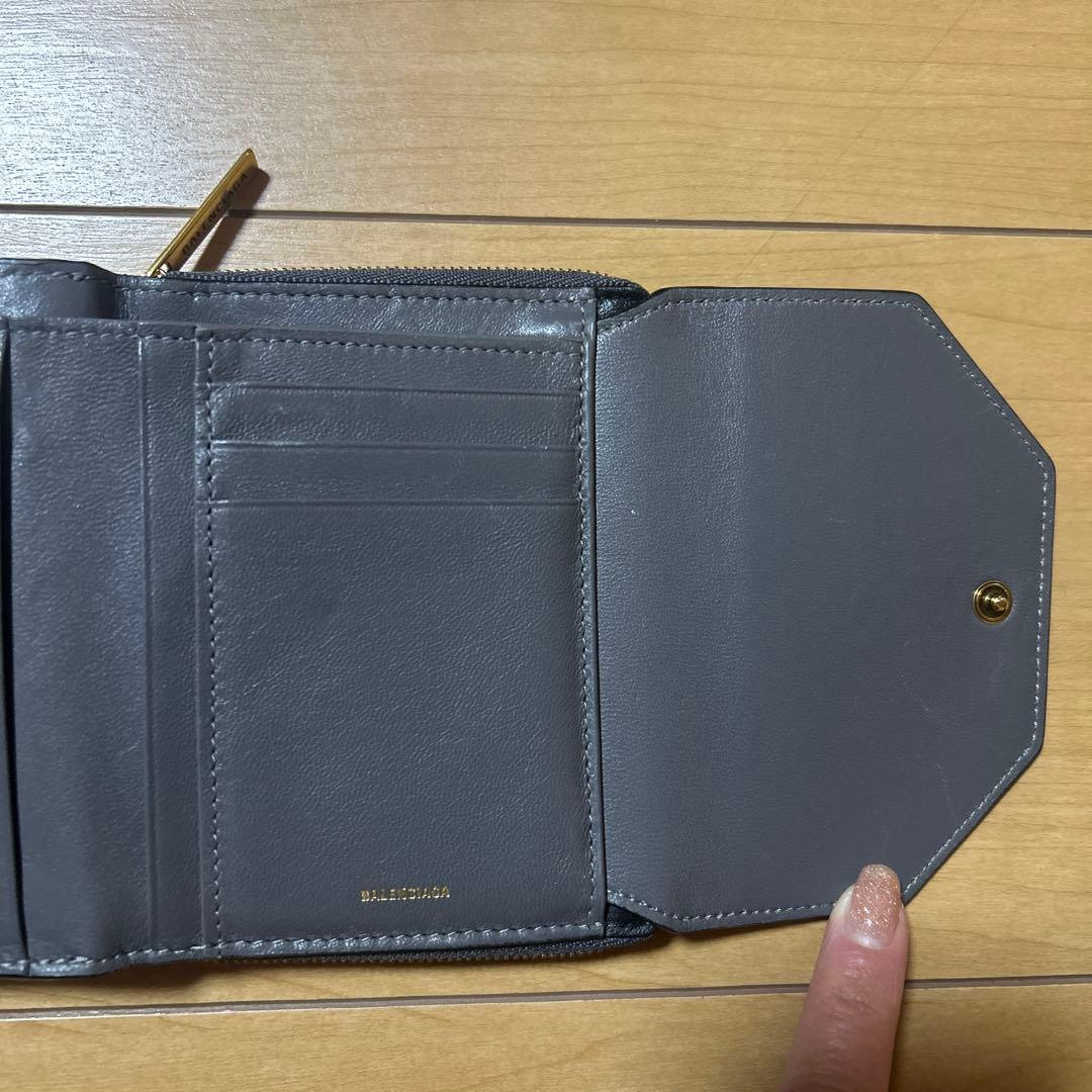 バレンシアガ　Balenciaga 三つ折り財布　ウォレット
