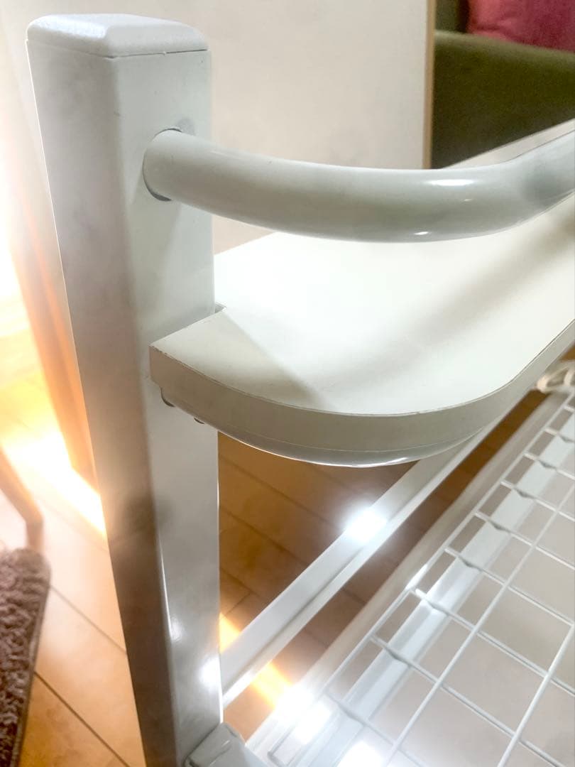 ニトリ シングルベッドフレーム ホワイト メッシュ構造 宮付き