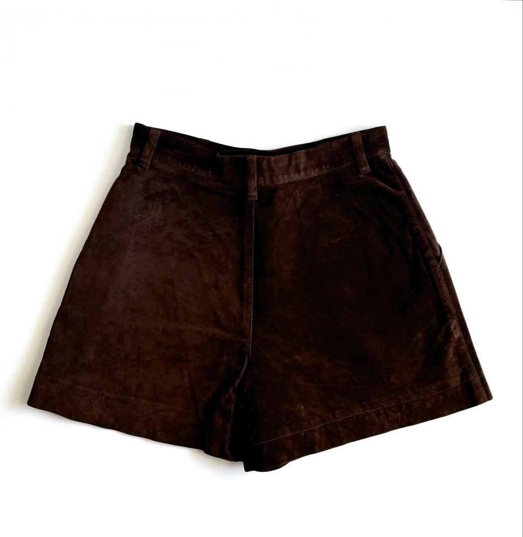 値下げです！アニエス ベーのスエードショートパンツ