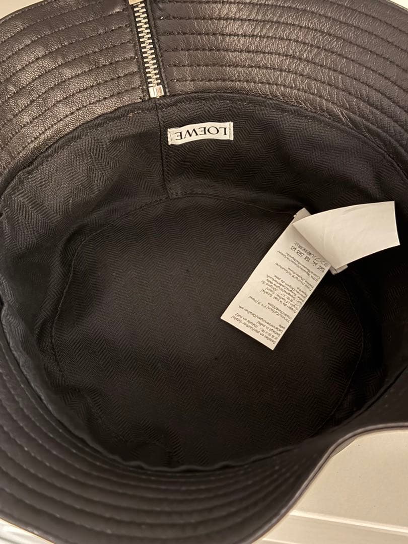 た*く様 LOEWE レザー バケットハット
