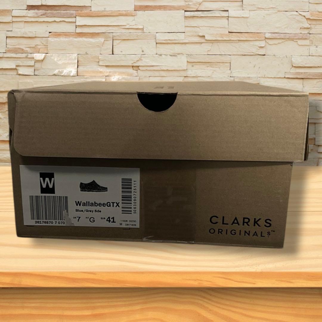 靴 CLARKS WALLABEE GTX BLUE/GREY SUEDE