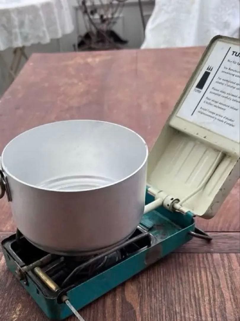 1970年代の西ドイツ製、タームスポーツ。携帯用サイレント、アルコールバーナー。