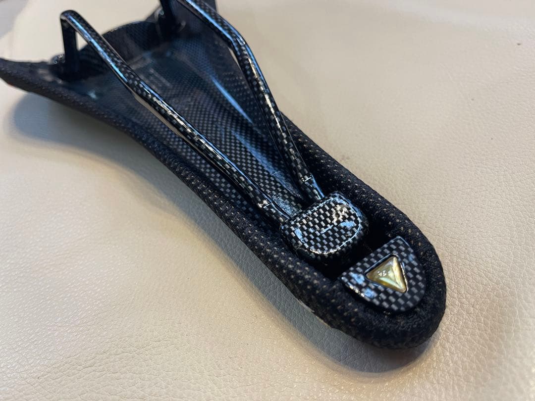 【美品】SELLE SUCCESS COLNAGO KEVLAR 2105