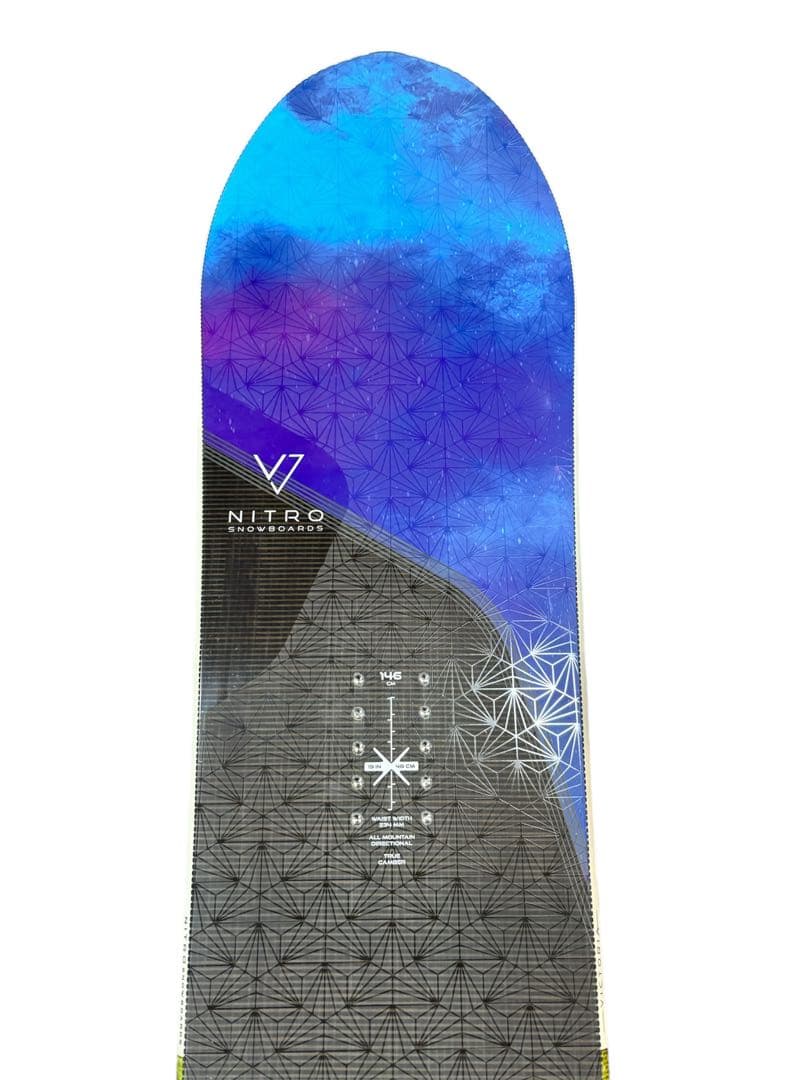 NITRO VICTORIA 146cm ナイトロ レディースボード