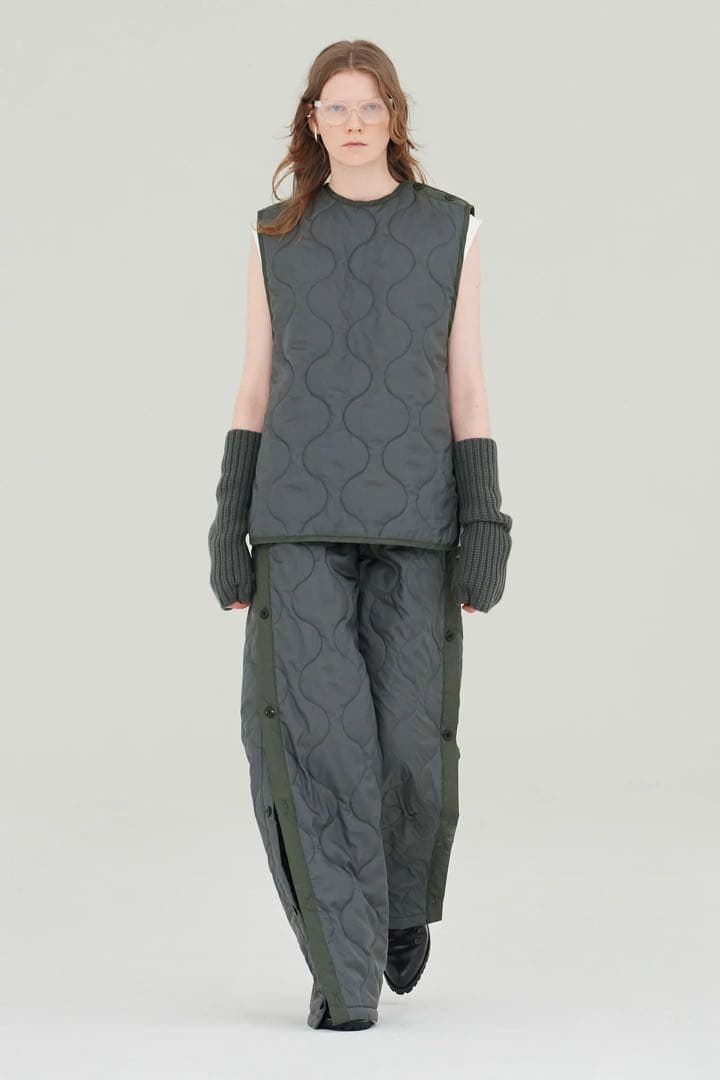 HYKE キルティングパンツ