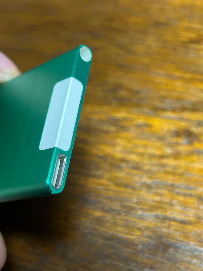 Apple iPod nano 第7世代　グリーン　極美品　ケース付き