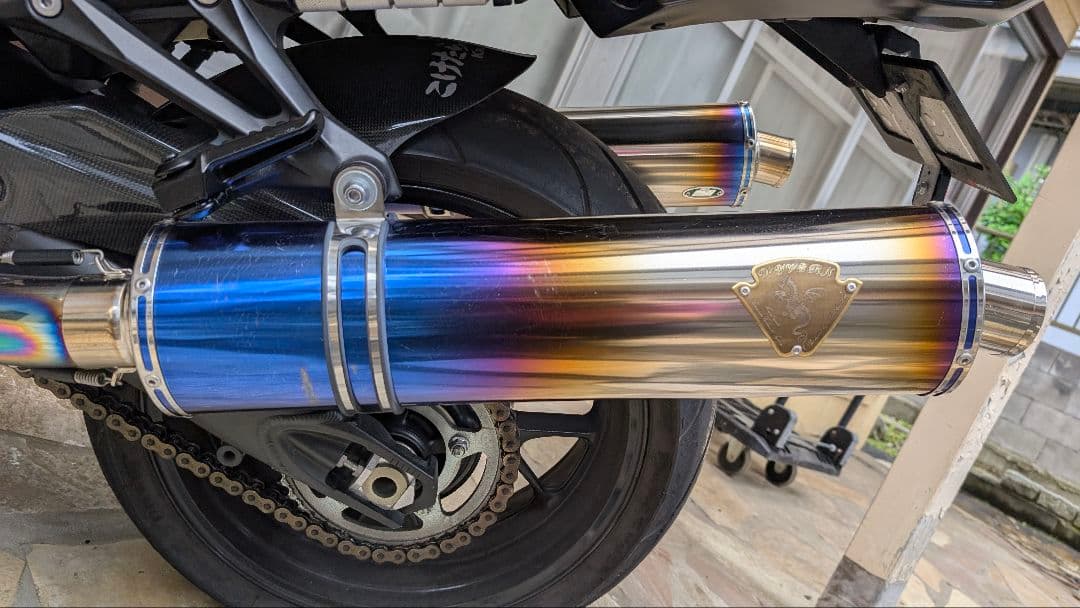 ◆中古　ワイバンオーバルチタンツイン　スリップオン　ZZR1400　08〜11年