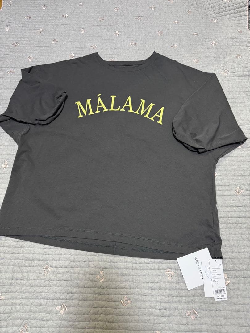 新品☆マイカアンドディール　Ｔシャツ