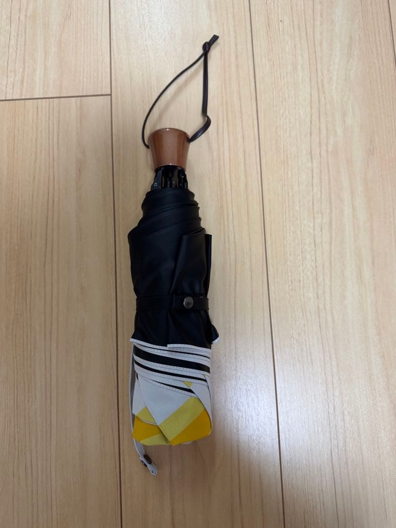 サンバリア100 折りたたみ日傘3段折り/キューブ