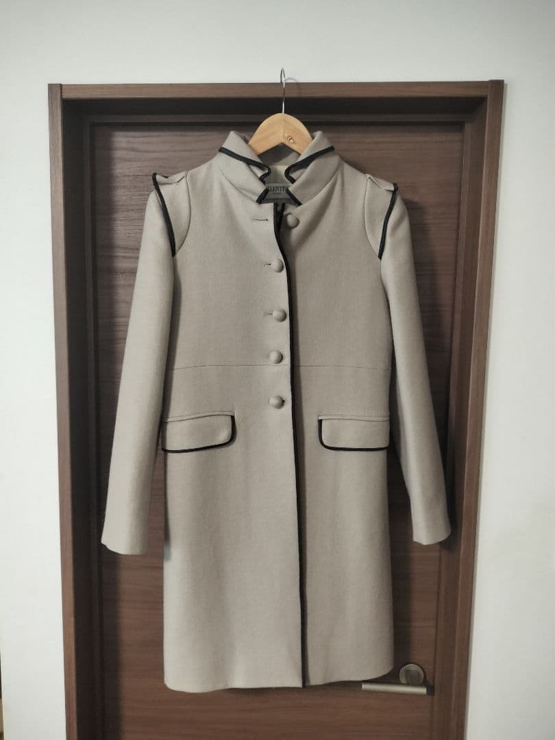 VALENTINO ROMA ヴァレンティノローマべージュ系 38 M相当