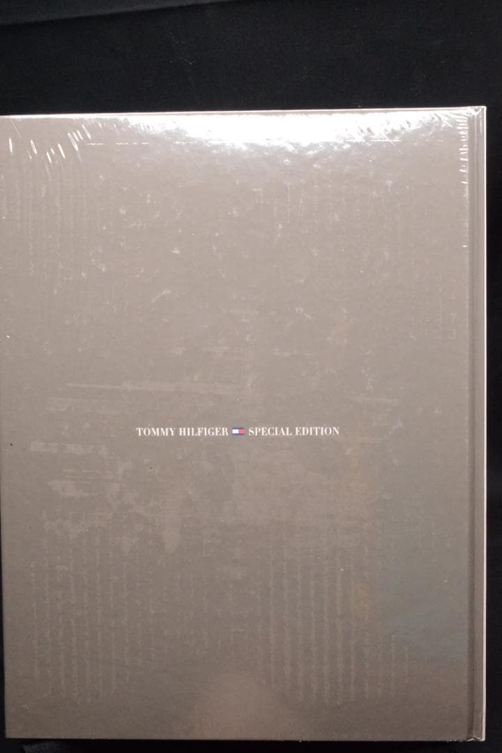 FASHION ETCETERA Special editionサム・ハスキンス