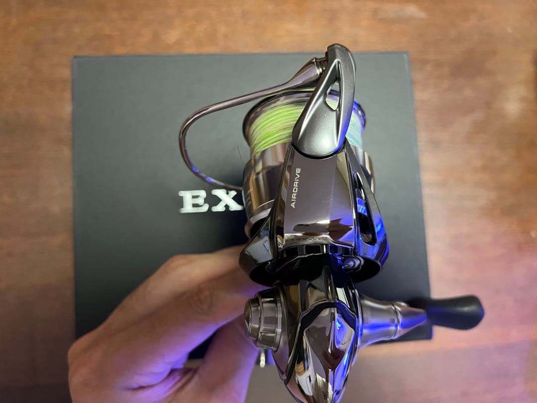 Daiwa EXIST LT2500S スピニングリール