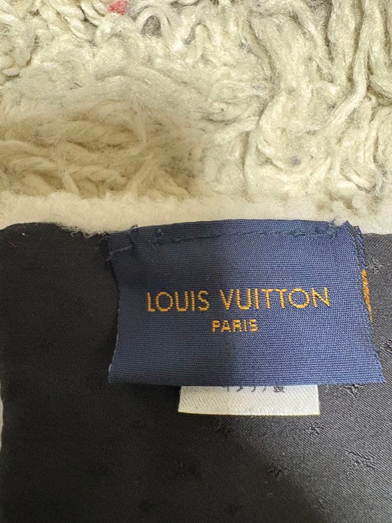 Louis Vuitton マフラー　エシャルプ・シャーリング　ムートン