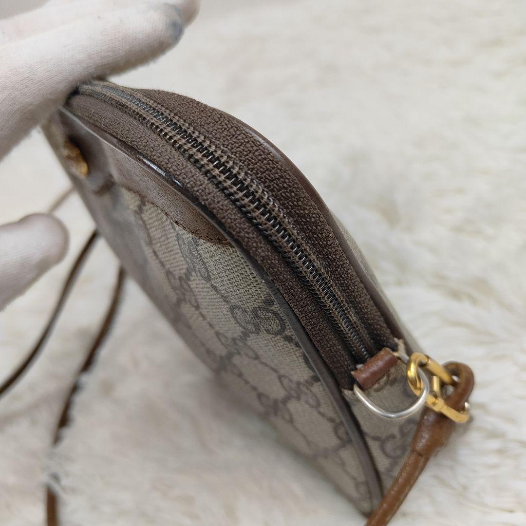 GUCCI　ショルダーバッグ　GGスプリーム　インターロッキング　2way