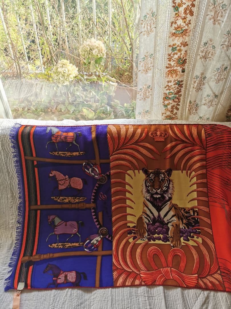 エルメス 王者の虎 パウニー属の首長コラージュ カシシル 181㎝ロングショール