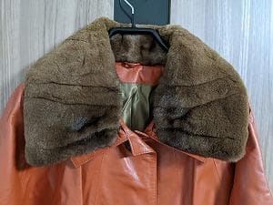 235　新品未使用タグ付保管品　ミンク　ラムレザー　ポンチョコート　ベルト