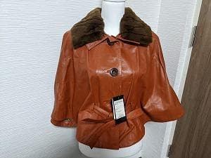 235　新品未使用タグ付保管品　ミンク　ラムレザー　ポンチョコート　ベルト