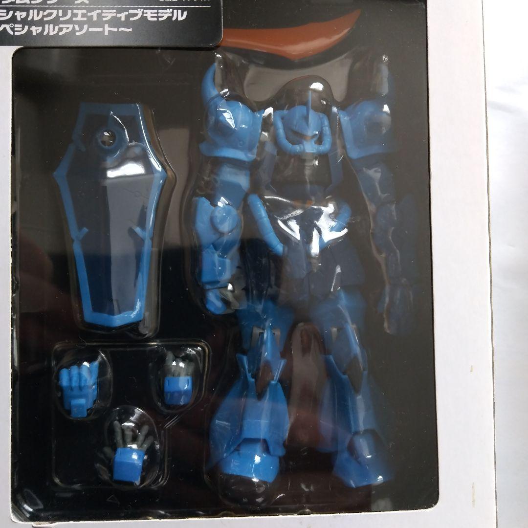 ezm 激レア 未開封 ザクII ウインターカラ―とグフ2個セット