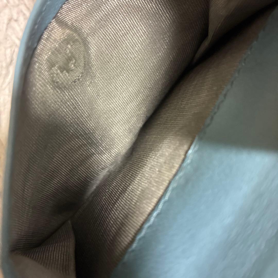 miu miu 二つ折り財布 キルティング 青