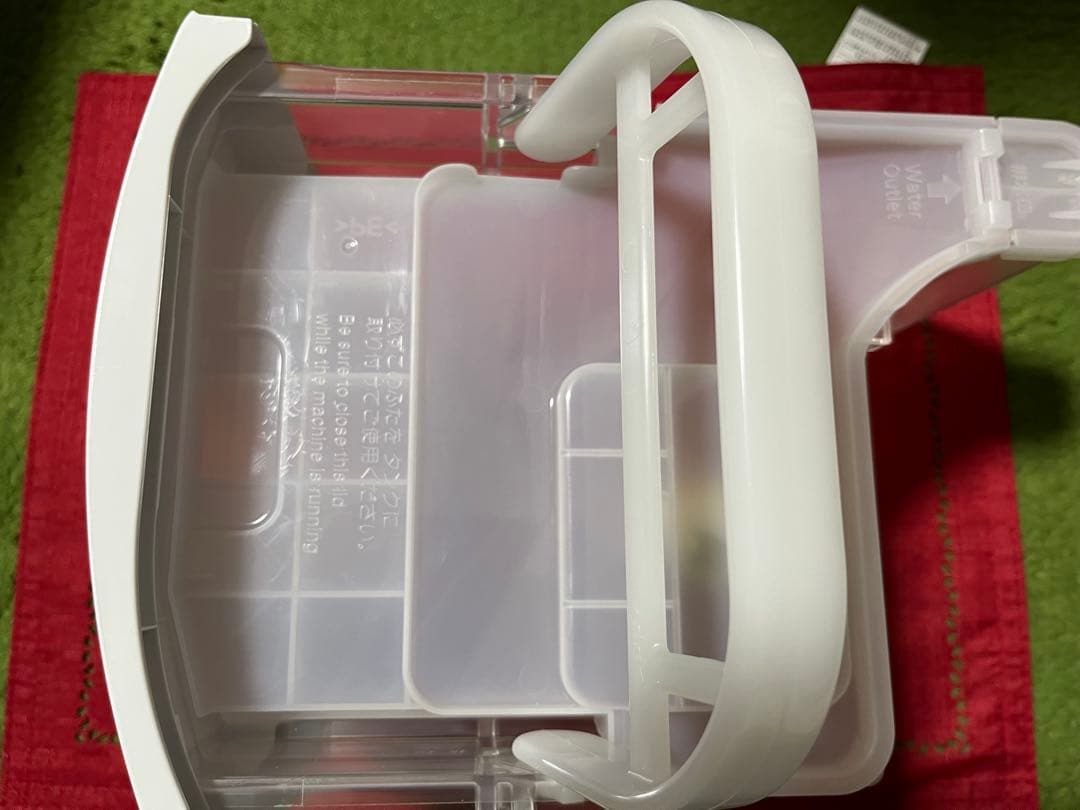 Panasonic F-YHVX120-W 除湿機 2022年製　※注意記載