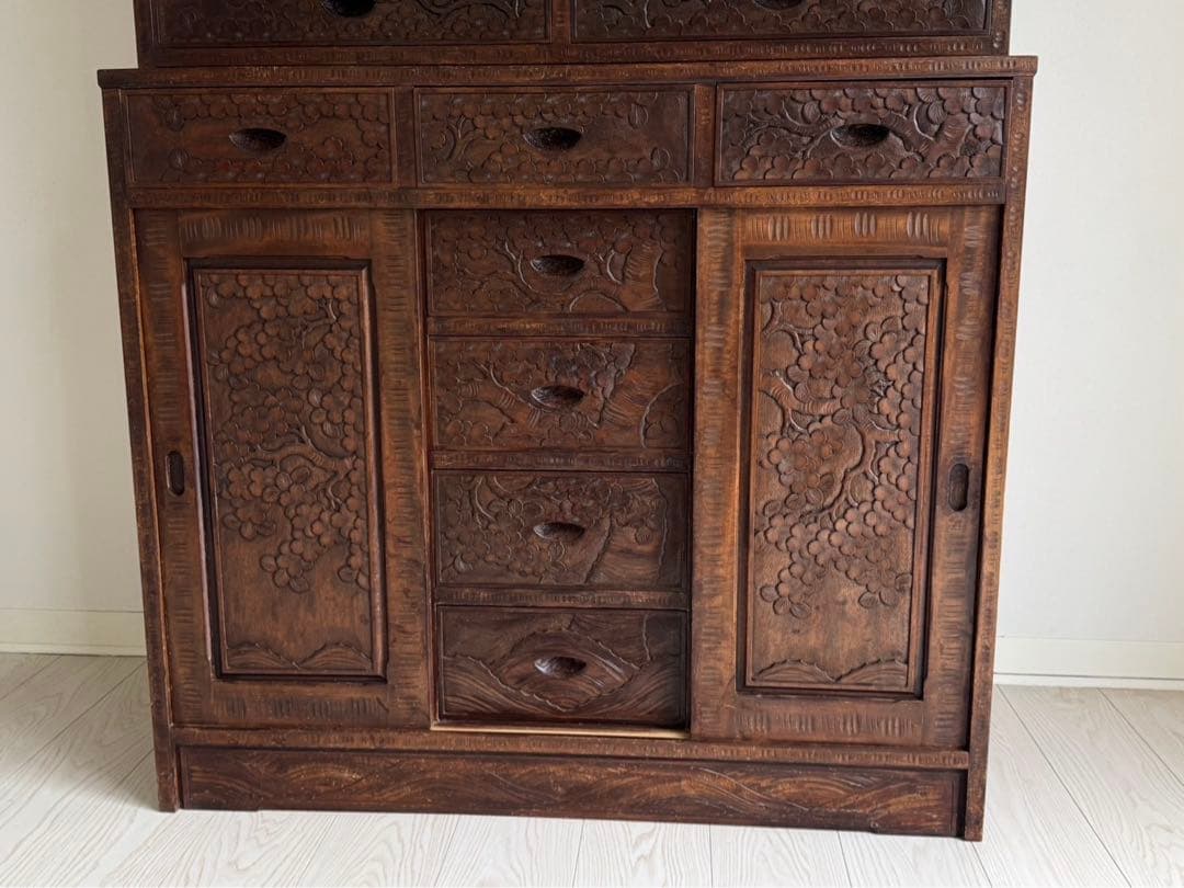 Icchodo 軽井沢彫 桜 彫刻 時代 カップボード （下の戸棚のみ）