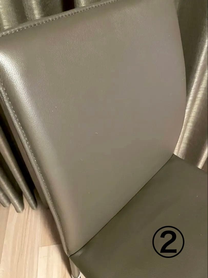 大塚家具　ダイニングチェア　ルッソ　総革張り　トープ色　①