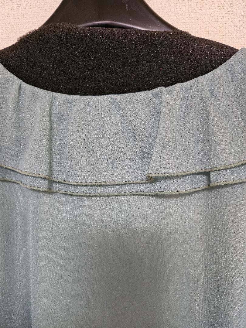 定価￥23,100円・ローズティアラ春物新作（脇下身幅64cm）ブルーグリーン